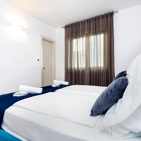 Sunny Day - Apartment With Parking Rovinj Exterior foto